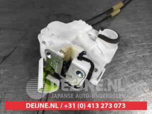 Mitsubishi Outlander Front door lock mechanism 4-door, right O555905 photo 2