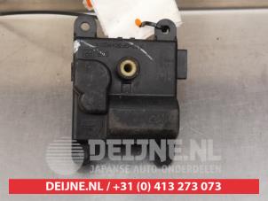 Honda CR-V Kachelklep Motor O368451 foto 2