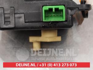 Honda CR-V Kachelklep Motor O368451 foto 3