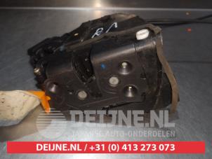 Mazda 3 Türschlossmechanik 4-türig rechts hinten O281351 foto 3