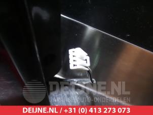 Mazda 323 Rücklicht links O297379 foto 3