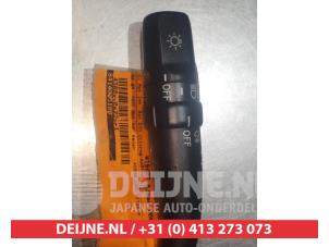 Toyota Avensis Light switch O307313 photo 2
