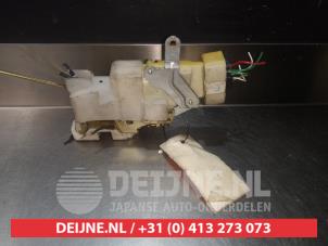 Toyota Prius Door lock mechanism 4-door, front left O279840 photo 3