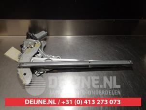 Daihatsu Trevis Ruitmechaniek 4Deurs links-achter O290797 foto 2