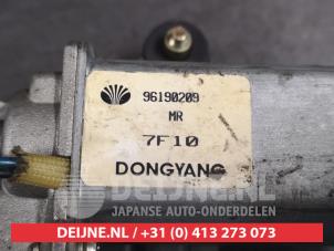 Daewoo Nubira Scheibenwischermotor hinten O301169 foto 3