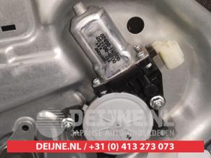 Kia Soul Window mechanism 4-door, front left O556440 photo 2