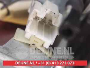 Daewoo Kalos Ruitenwissermotor achter O301166 foto 3