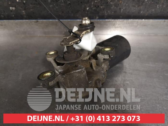 Nissan Terrano Scheibenwischermotor vorne O348684