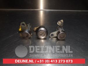 Kia Carnival Set of cylinder locks (complete) O278245 photo 2