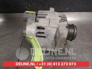 Alternator van een Hyundai iX35 (LM) 2.0 16V 4x4 2010