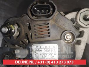 Alternator van een Hyundai iX35 (LM) 2.0 16V 4x4 2010