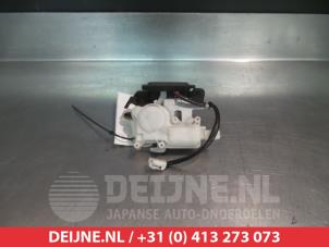 Mazda 5 Tailgate lock mechanism O296752 photo 2
