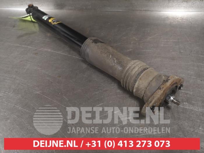Hyundai IX35 Schokdemper rechts-achter O556572