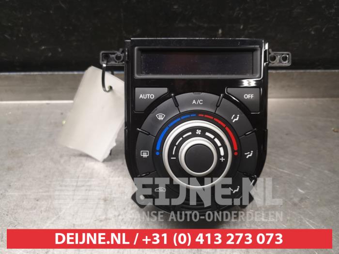 Kia Venga Heater control panel O556568