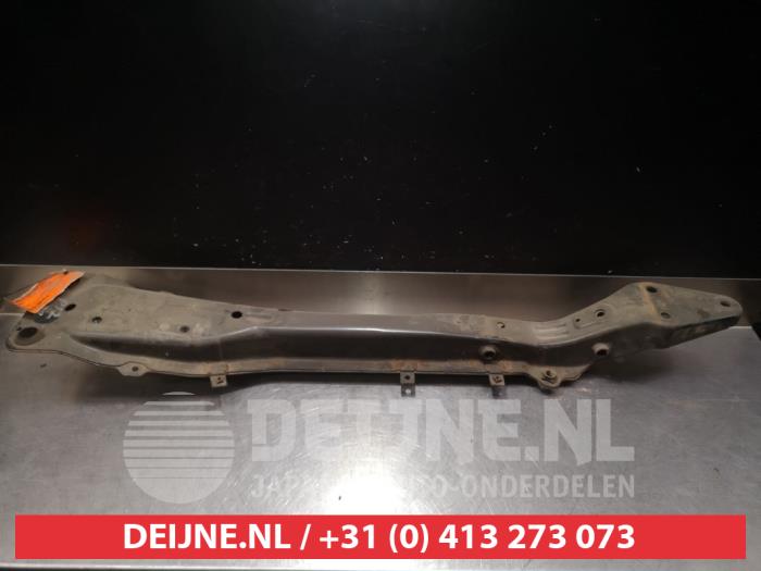 Nissan Primera Motorbalken O350417