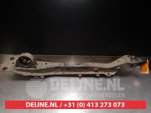 Nissan Primera Motor beam O350419 photo 2