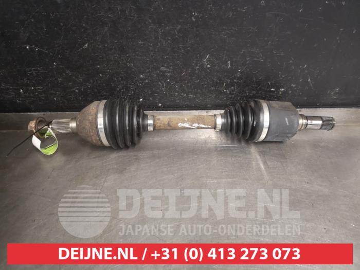 Gebruikte Steekas links-voor Chevrolet Captiva (C100) 2.4 16V 4x2 Prijs € 50,00 Margeregeling aangeboden door V.Deijne Jap.Auto-onderdelen BV