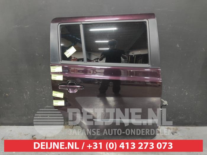 Daihatsu Materia Tür 4-türig rechts hinten O556744