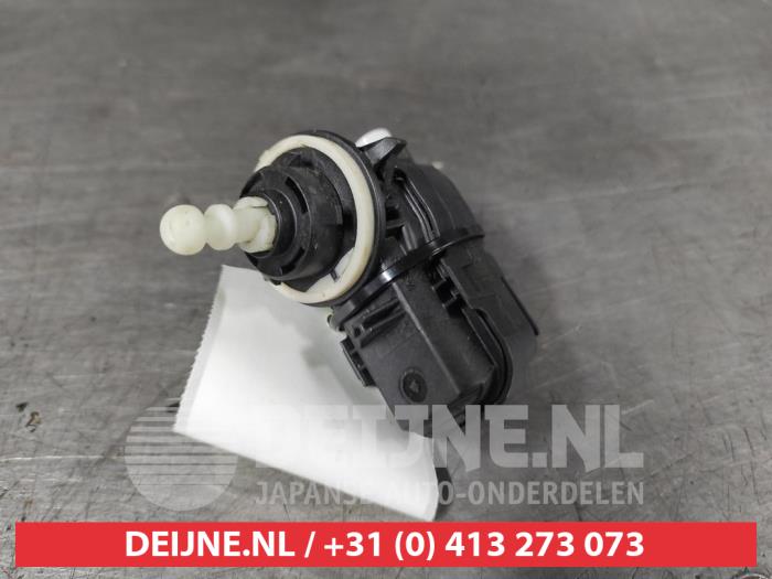 Nissan Juke Koplampmotor O556766