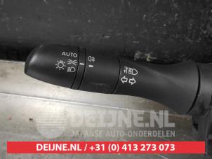 Nissan Juke Steering column stalk O556774 photo 2
