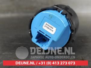 Nissan Juke Start/Stopp Schalter O556778 foto 2