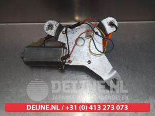 Suzuki Vitara Ruitenwissermotor achter O301351 foto 2