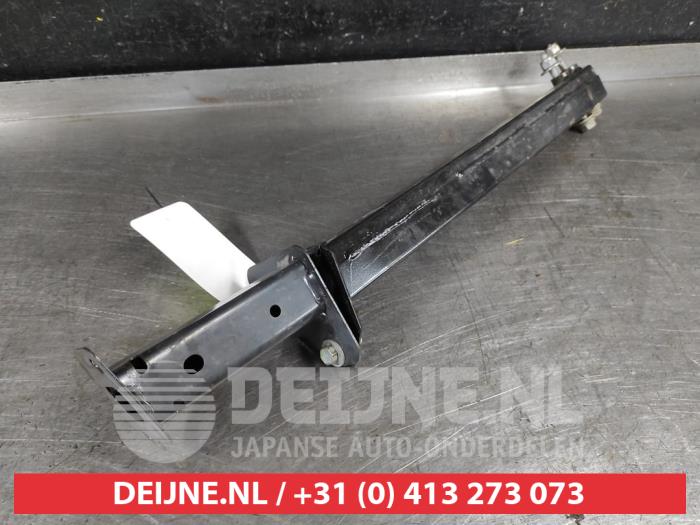 Gebruikte Subframe Nissan Juke (F16) 1.0 DIG-T 12V Prijs € 100,00 Margeregeling aangeboden door V.Deijne Jap.Auto-onderdelen BV