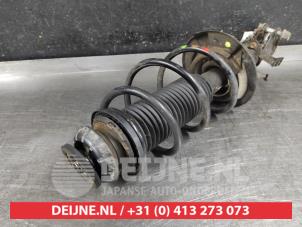 Nissan Juke Stoßdämpferstrebe rechts vorne O556841 foto 2