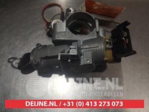 Mitsubishi Lancer Kontaktslot+Sleutel O335500 foto 3
