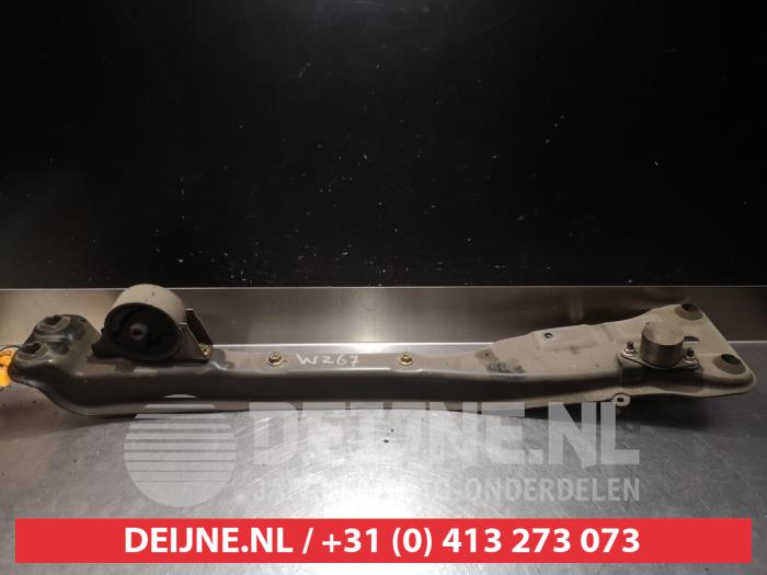 Nissan Almera Motorbalken O350405