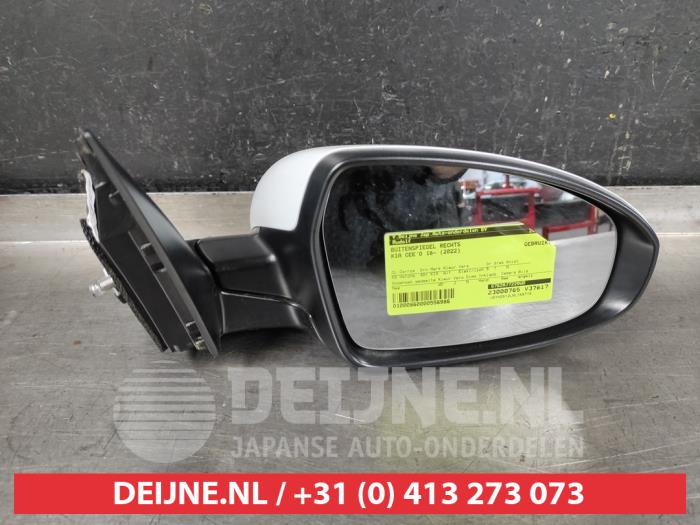 Kia Ceed Buitenspiegel rechts O556986