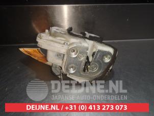Mazda 2 Türschlossmechanik 4-türig rechts hinten O281323 foto 3