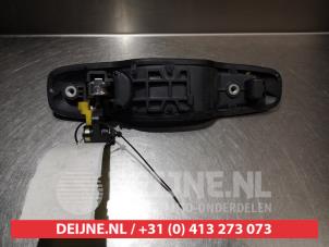 Suzuki Grand Vitara Portiergreep 4Deurs rechts-achter O386847 foto 2