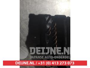 Nissan X-Trail Ruitenwis Schakelaar O309736 foto 4