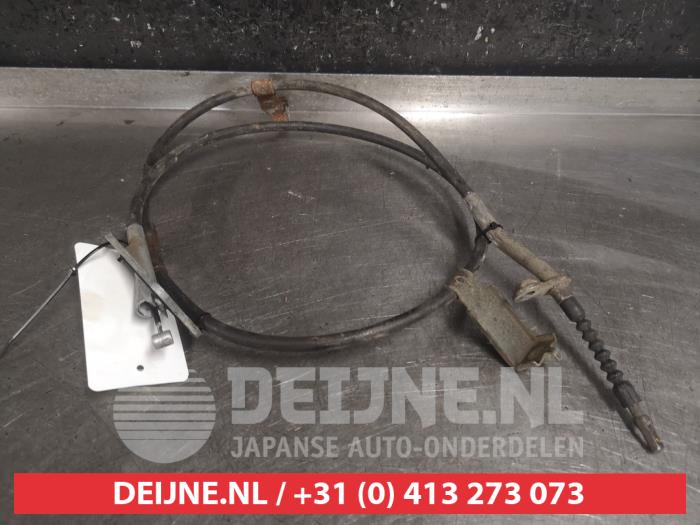 Nissan Primera Parking brake cable O377500