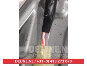 Daihatsu Cuore Scheibenwischermotor hinten O301314 foto 3