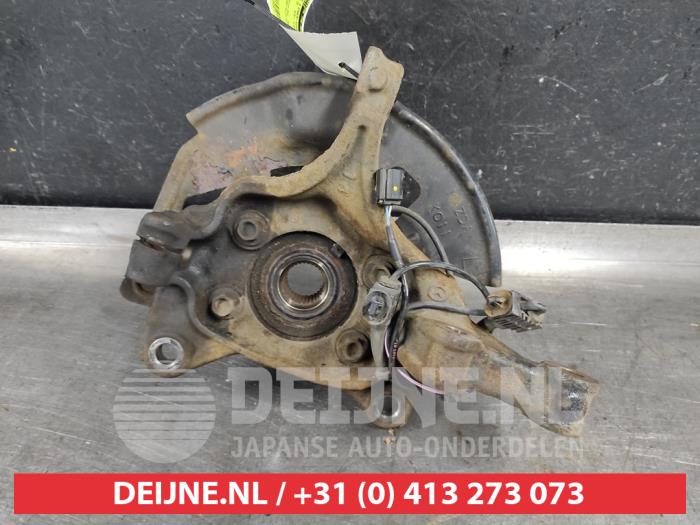 Mazda 3 Fusee links-voor O557287