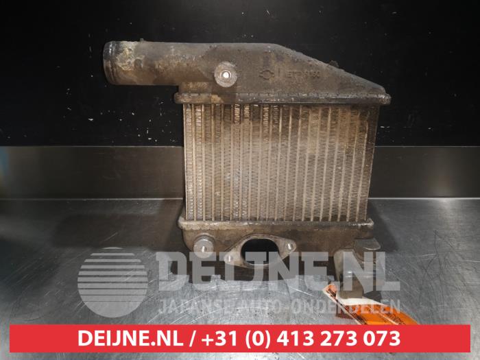 Gebruikte Intercooler Nissan Primera Traveller (W12) 2.2 dCi 16V Prijs € 35,00 Margeregeling aangeboden door V.Deijne Jap.Auto-onderdelen BV