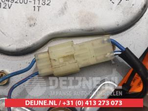 Daihatsu Gran Move Rear wiper motor O301308 photo 4