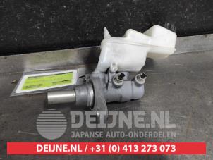 Gebruikte Hoofdremcilinder Toyota Yaris III (P13) 1.4 D-4D-F Prijs € 25,00 Margeregeling aangeboden door V.Deijne Jap.Auto-onderdelen BV