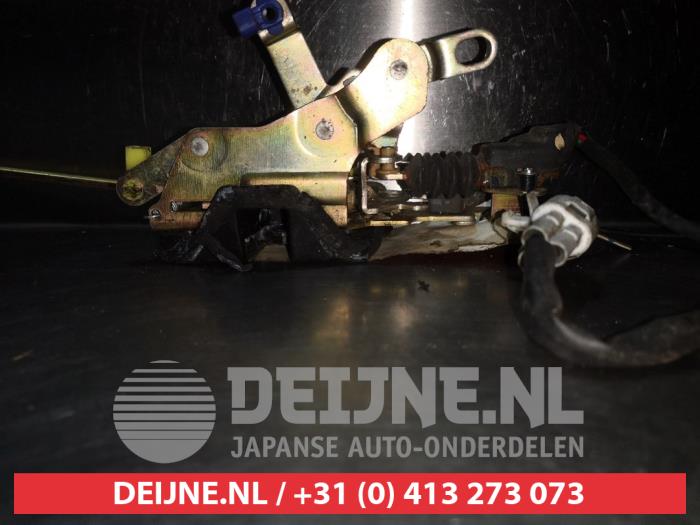 Suzuki Wagon R+ Deurslot Mechaniek 4Deurs links-voor O279804