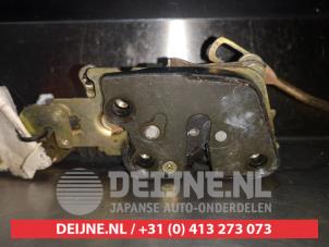 Suzuki Wagon R+ Door lock mechanism 4-door, front left O279804 photo 3