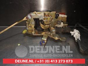 Suzuki Wagon R+ Door lock mechanism 4-door, front left O279804 photo 2