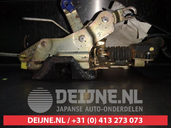 Suzuki Wagon R+ Deurslot Mechaniek 4Deurs links-voor O279805