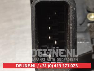 Mazda 3 Deurslot Mechaniek 4Deurs links-achter O280007 foto 3