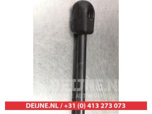 Hyundai Coupe Gasdemper links-achter O293711 foto 3