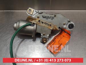 Daihatsu Move Rear wiper motor O301301 photo 2