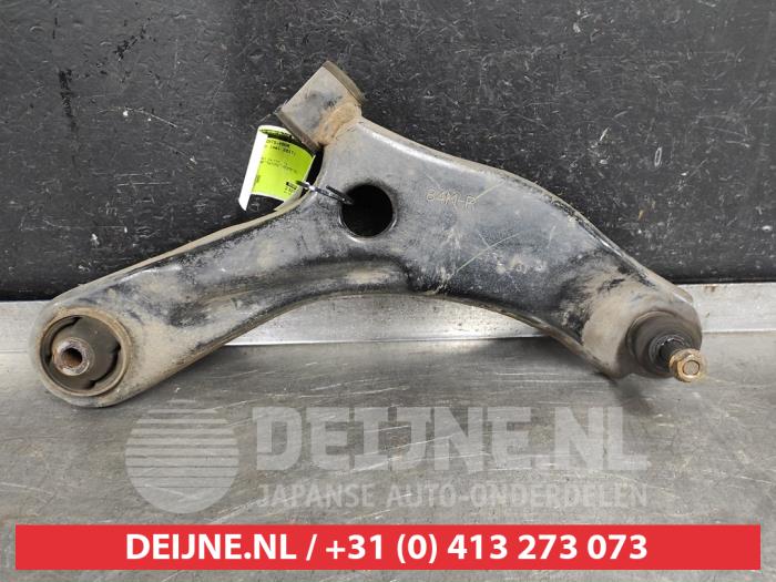 Suzuki Celerio Draagarm onder rechts-voor O557557