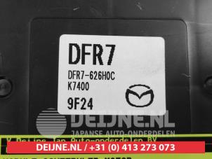 Mazda CX-30 Module tailgate motor O557720 photo 2