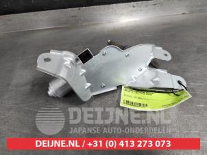 Mazda 2 Ruitenwissermotor achter O557737 foto 2